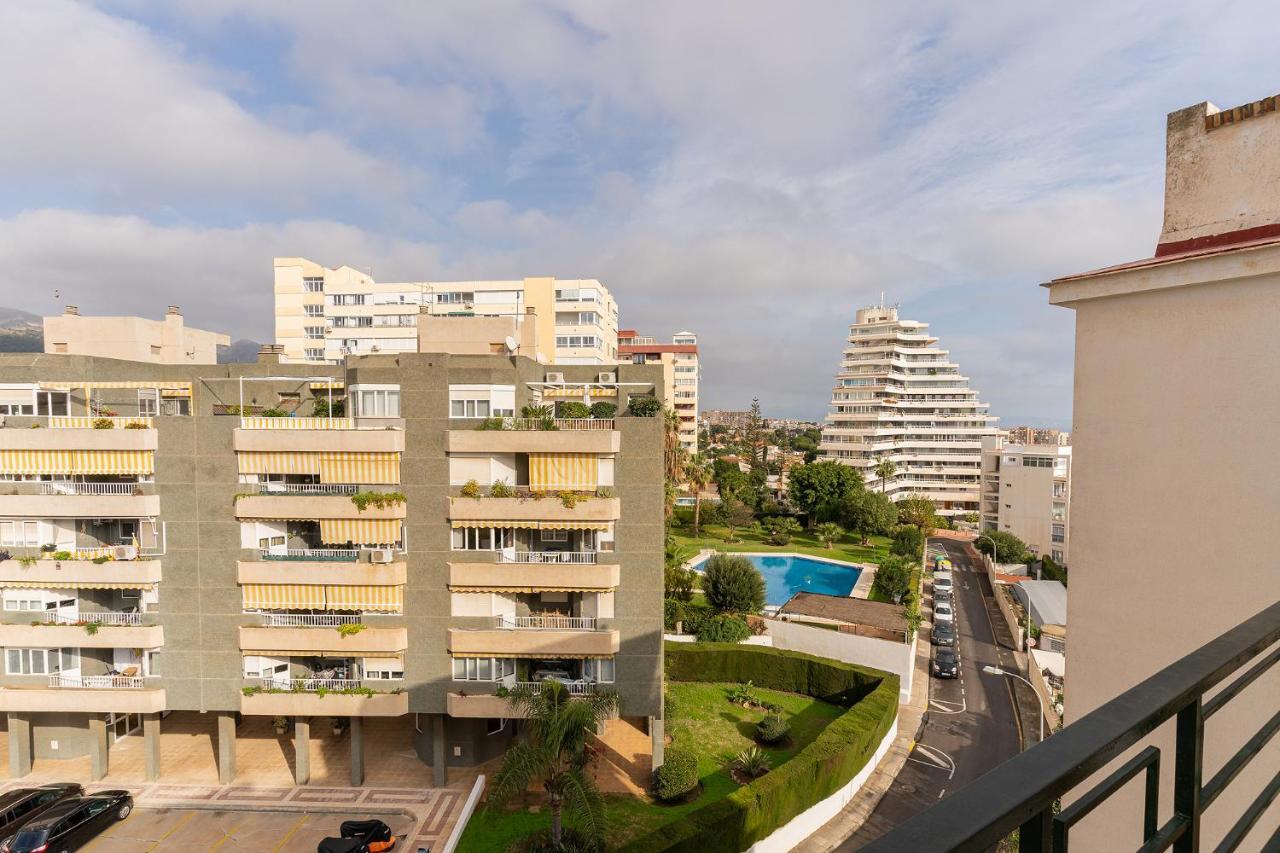 Blonzu Camerun Benalmadena Ngoại thất bức ảnh