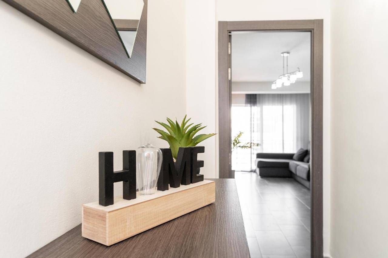 Blonzu Camerun Benalmadena Ngoại thất bức ảnh