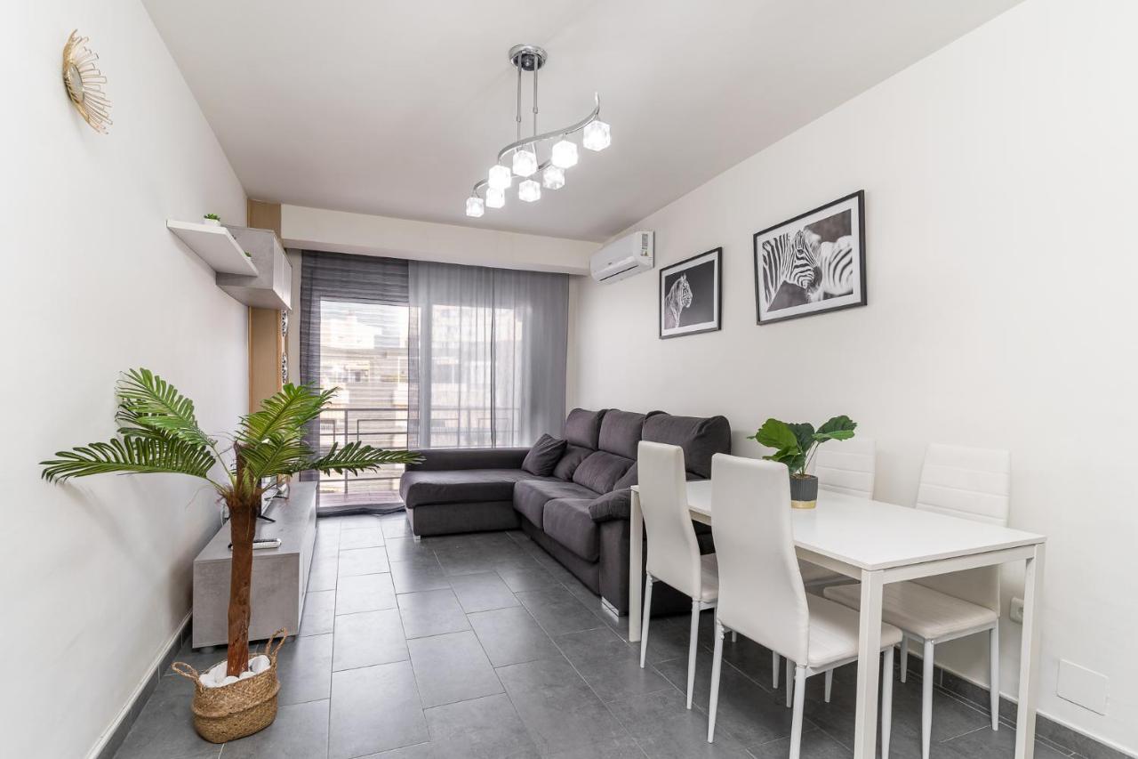 Blonzu Camerun Benalmadena Ngoại thất bức ảnh
