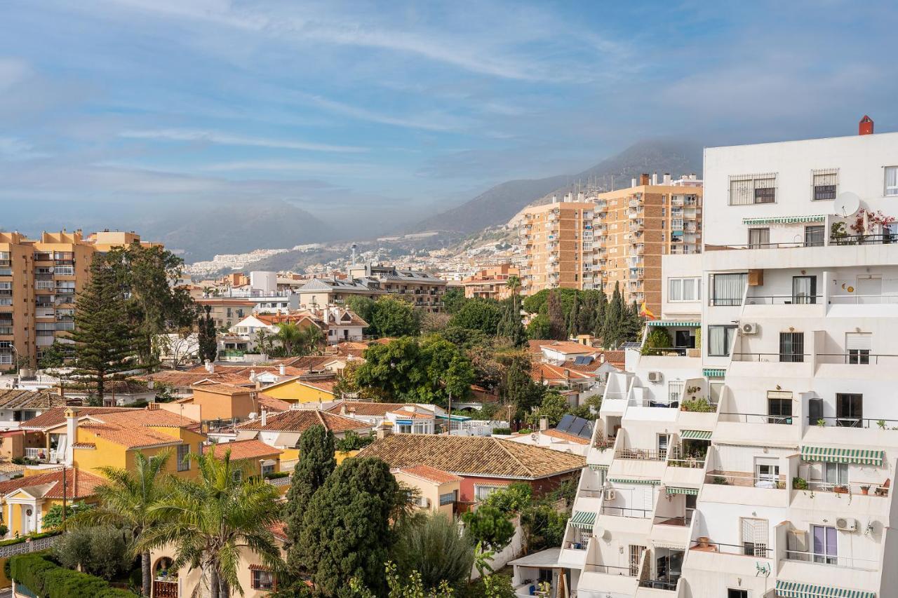 Blonzu Camerun Benalmadena Ngoại thất bức ảnh