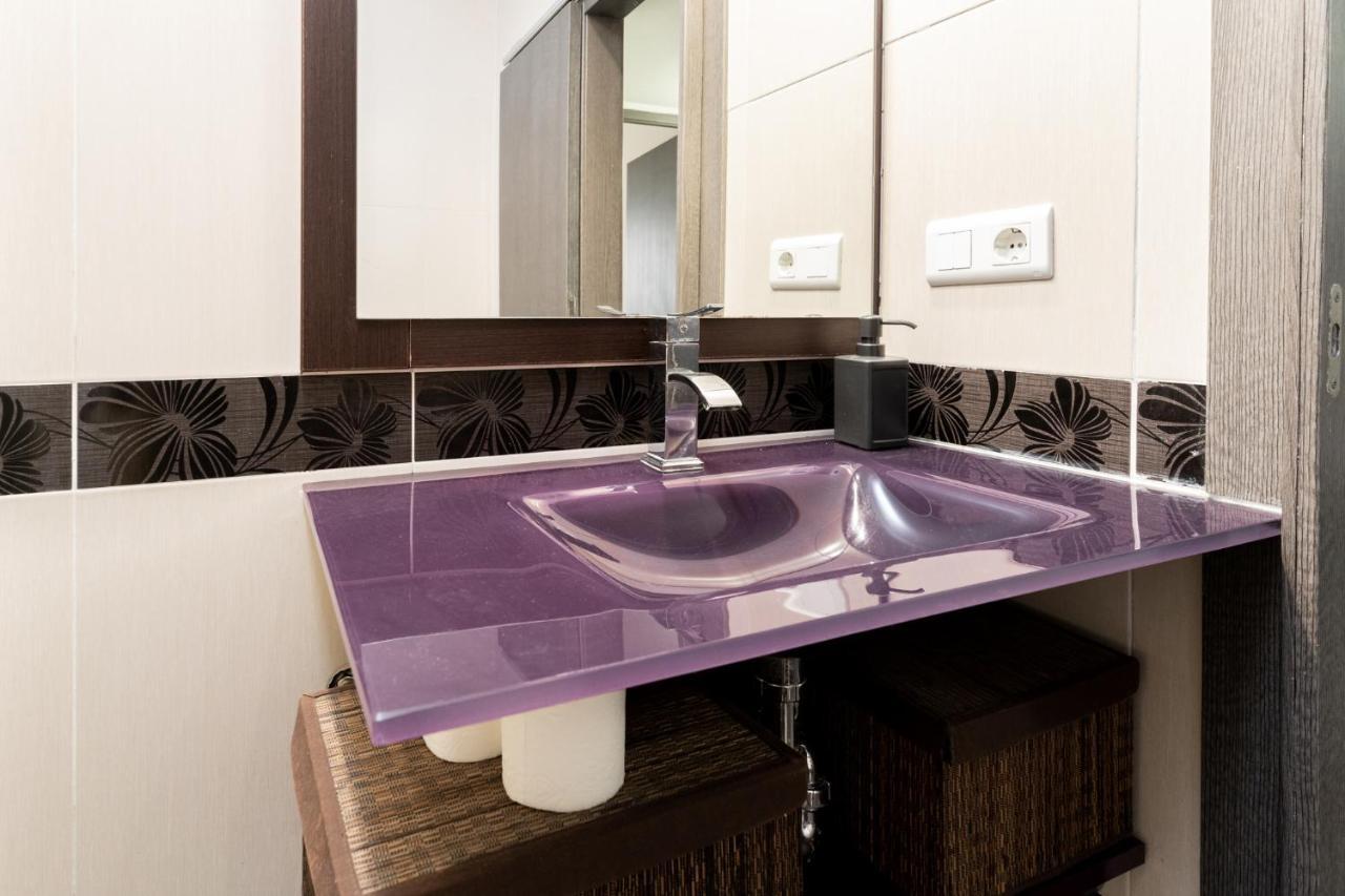 Blonzu Camerun Benalmadena Ngoại thất bức ảnh